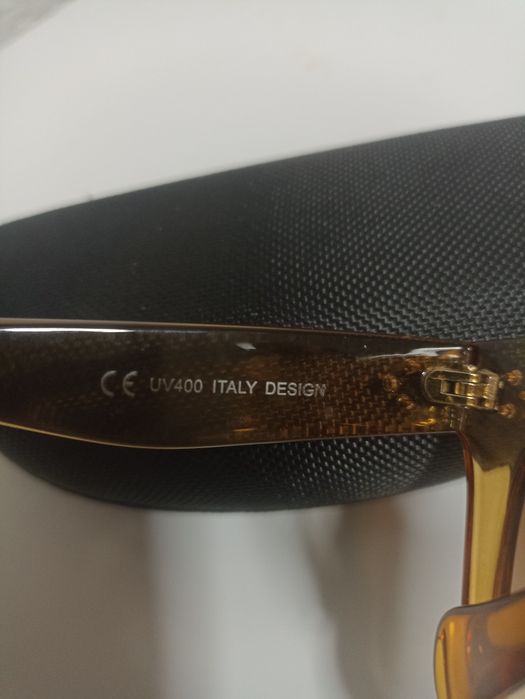 Окуляри сонцезахисні. Оригінал