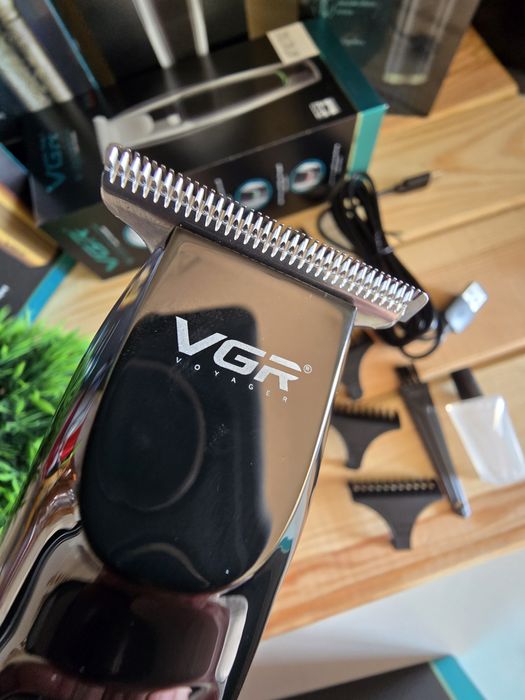 Машинка стрижки волос, триммер VGR 030 трімер бороди тример голови