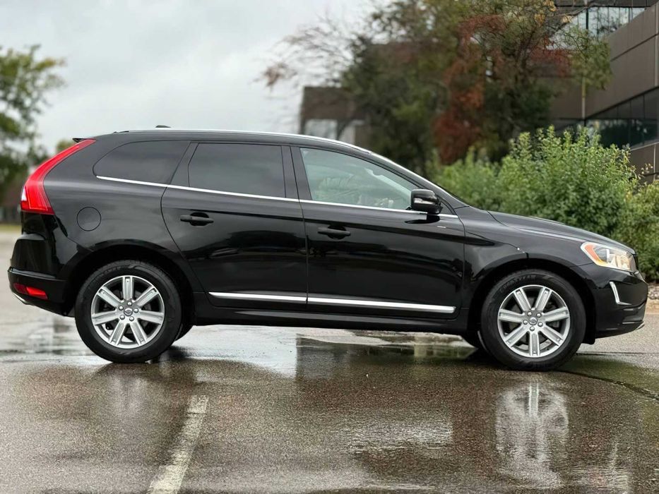 Volvo XC60      2016