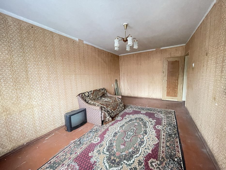 Продаю 2 квартиру  Мира