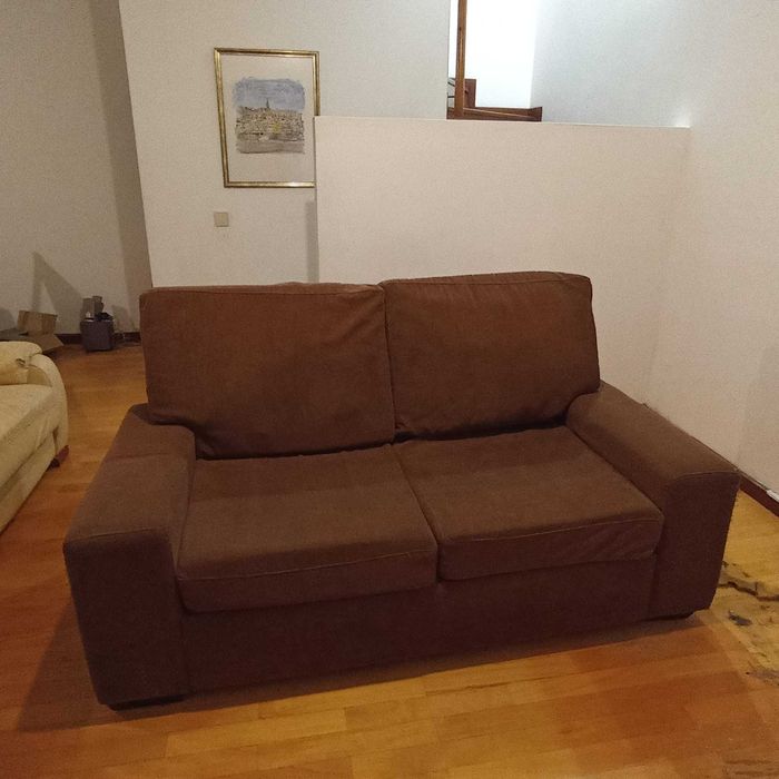 Sofá 2 Lugares Ultra Confortável (Para Recuperar) – Aldoar, Porto