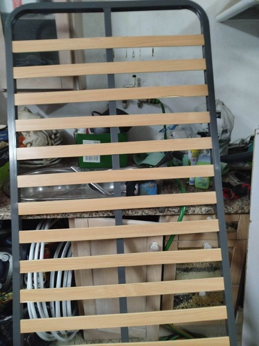 Estrado 190x90 como novo c/pés