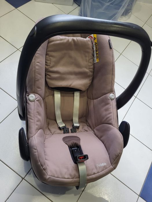 Дитяче автокрісло Maxi-Cosi Pebble