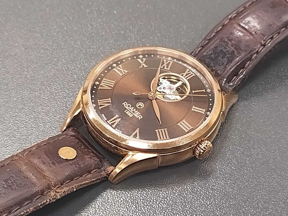 Часы швейцарские механические Roamer 550 661
