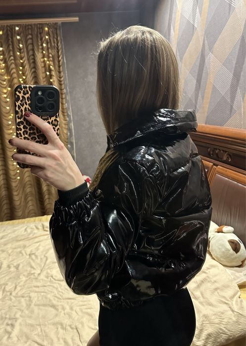 Лакована куртка чорна розмір ххс- хс