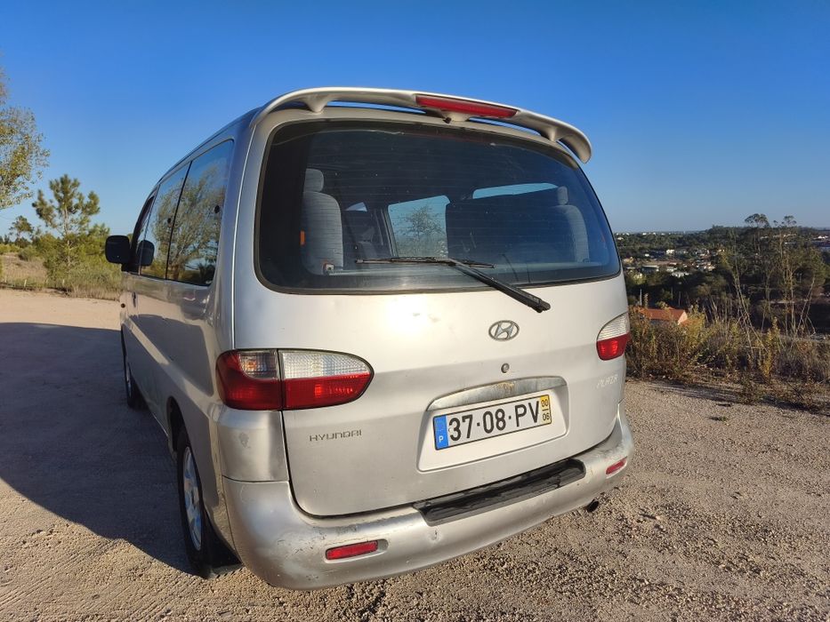 Carrinha Hyundai H1 de 7 Lugares VÁRIOS EXTRAS (AC Frontal e Traseiro; Tetos panorâmicos,) Ideal para Trabalho ou Projeto Campervan CAIXA 2,55x1,55m — photo 3