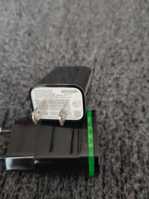 Лот зарядных устройств для Nokia, Samsung, Xiaomi. Зарядка