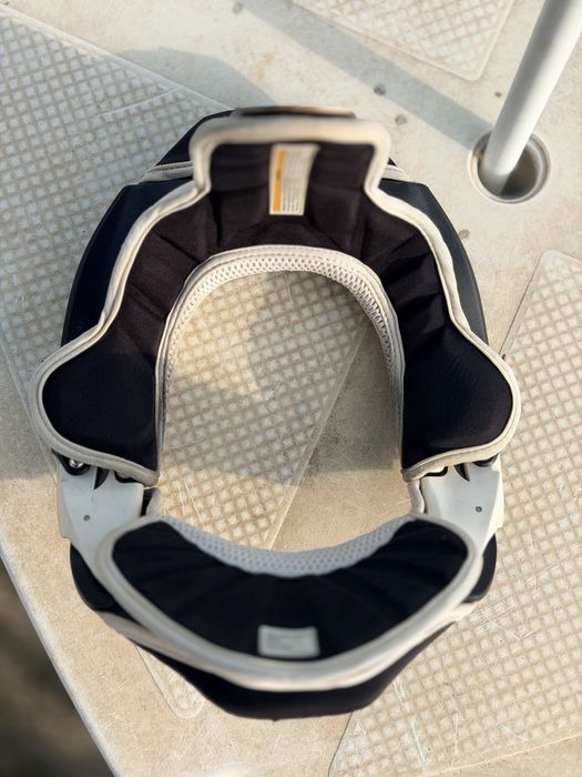 Cervical leatt bicycle dbx