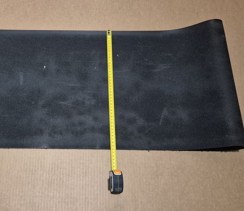 Pas do bieżni 111 x 40 cm