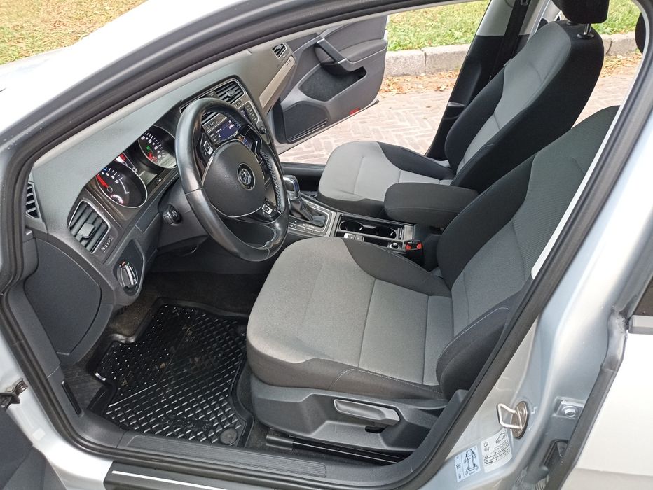 Volkswagen e-golf 2015