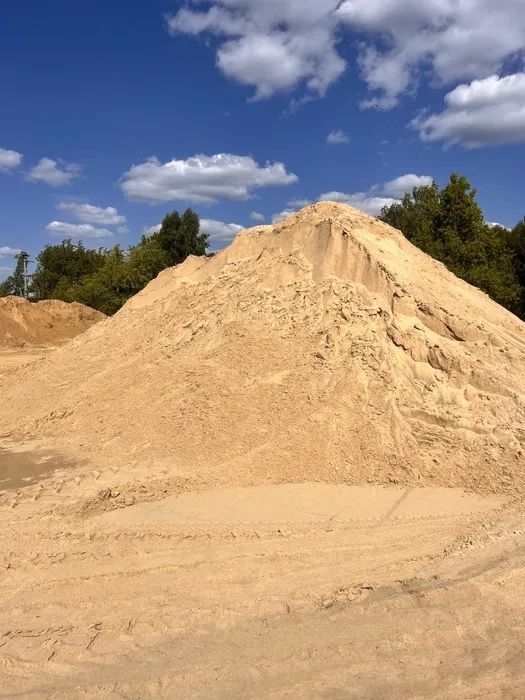 Ziemia piach kruszywo beton transport