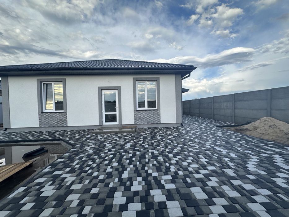 Продам окремий будинок 105 м.кв., 7,5 соток  - 75000 $