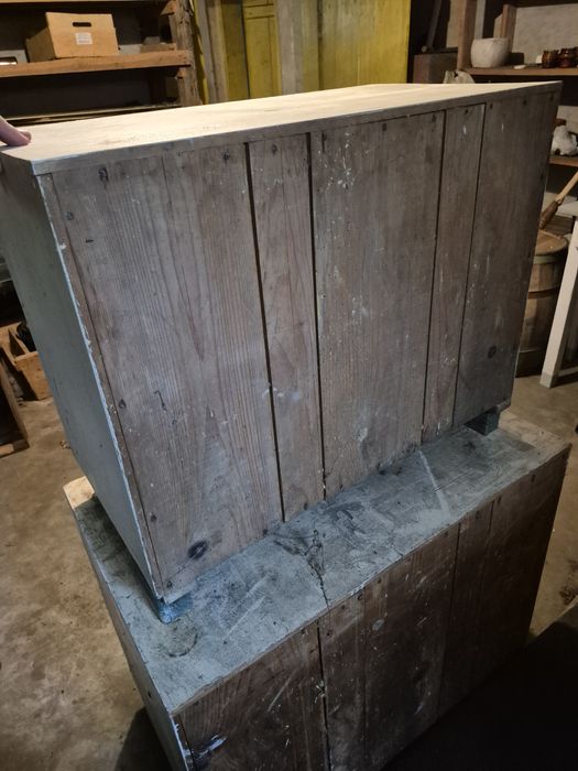 Szafki kuchenne PRL.