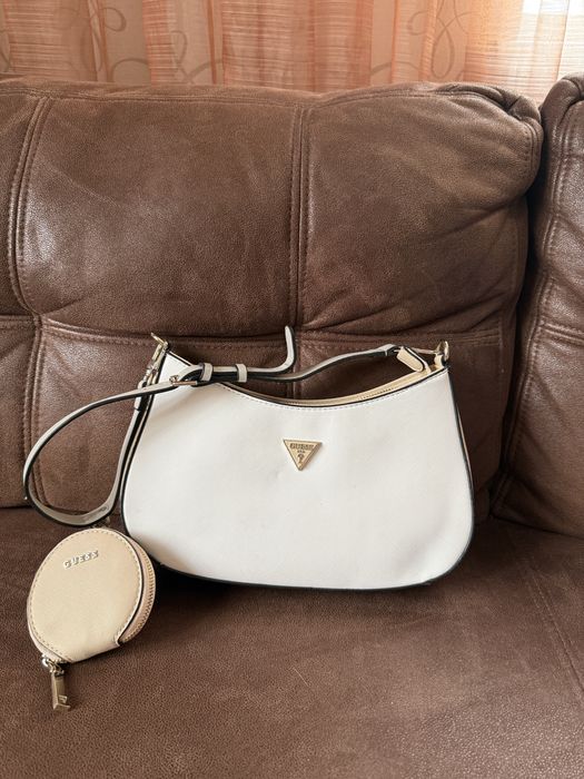 Продам сумку Guess