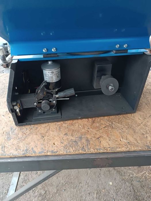 Продам Зварювальний напівавтоматичний інвертор SSVA-180-P