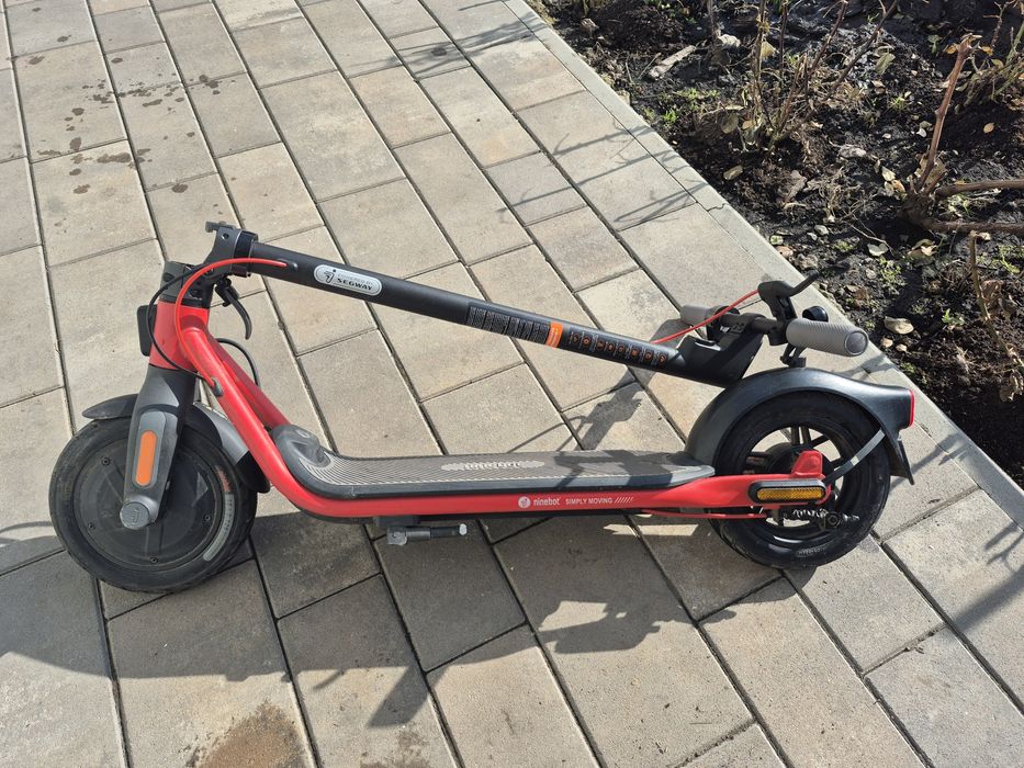 Електросамокат Ninebot by Segway D38E