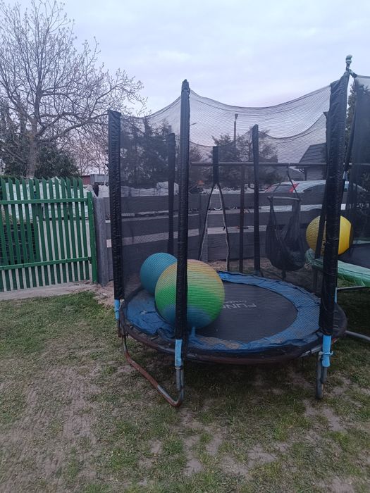 Trampolina dla dzieci
