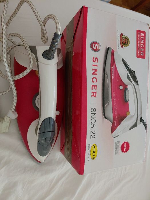 Ferro de engomar Singer SNG5.22 – 2200 W