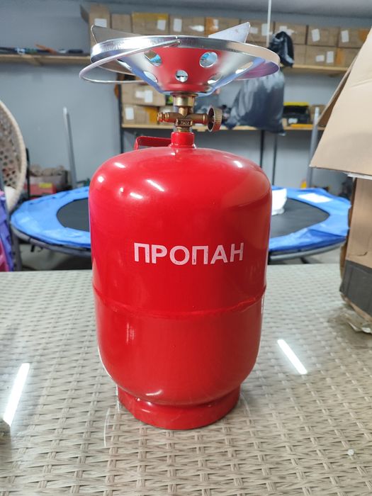 Газовий балон на 12 літрів із туристичним пальником