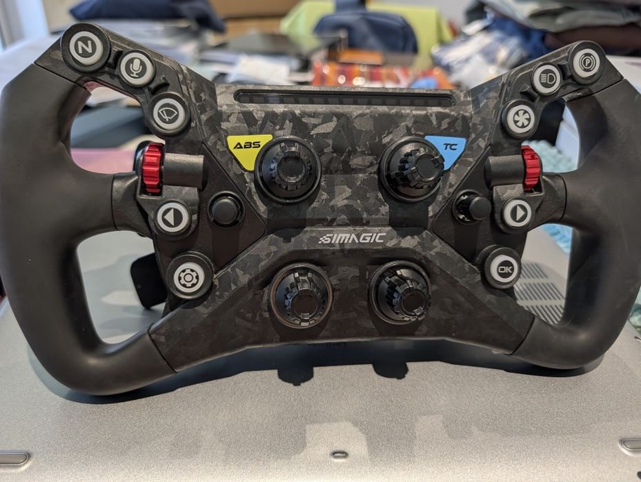 Volante Simracing SIMAGIC GTS