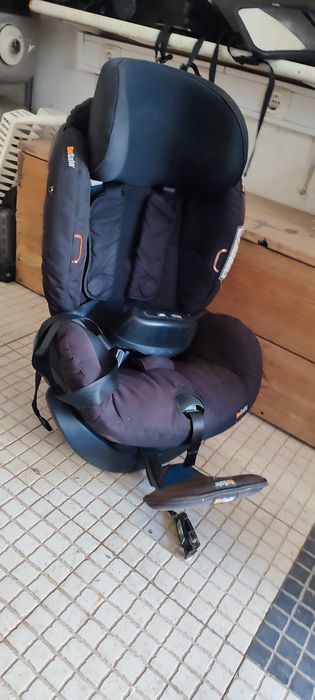 Cadeira auto Be Safe 9-25 kg. Bom estado.