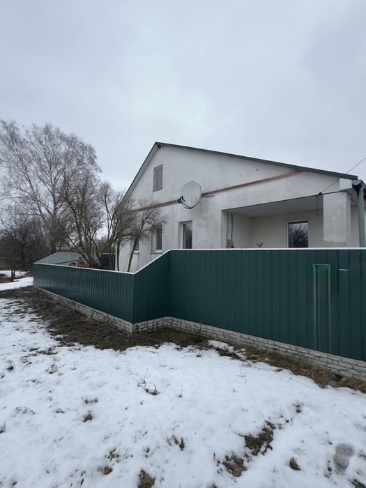 Продаж будинку в Боромлі