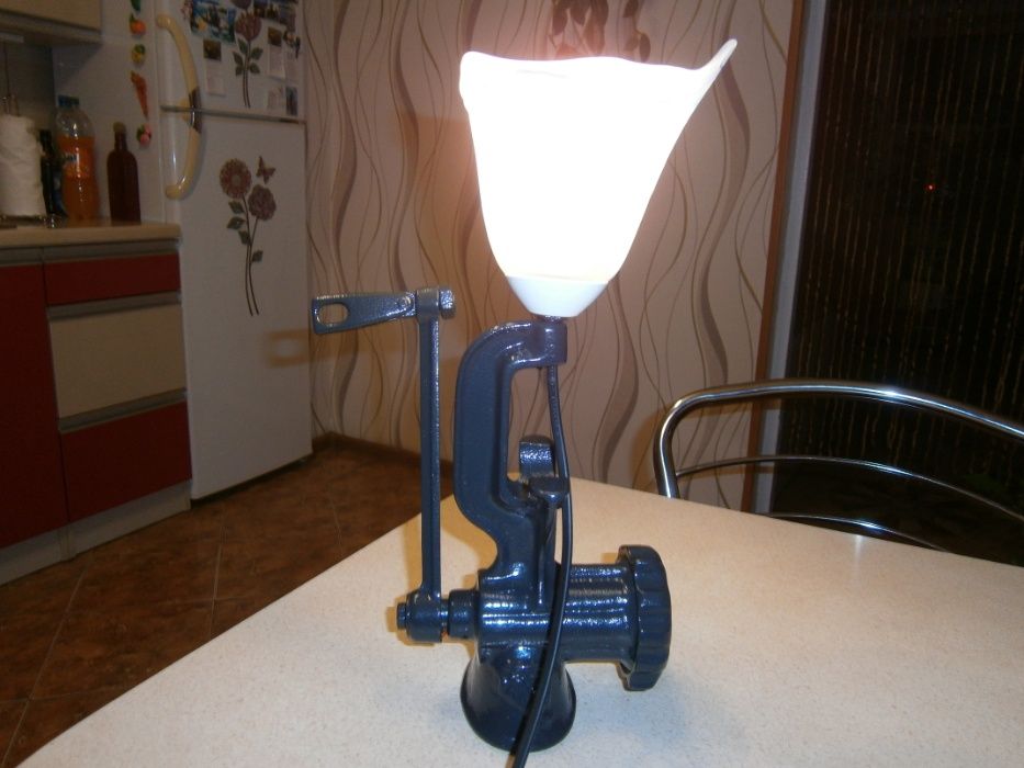 stara maszynka,lampka.
