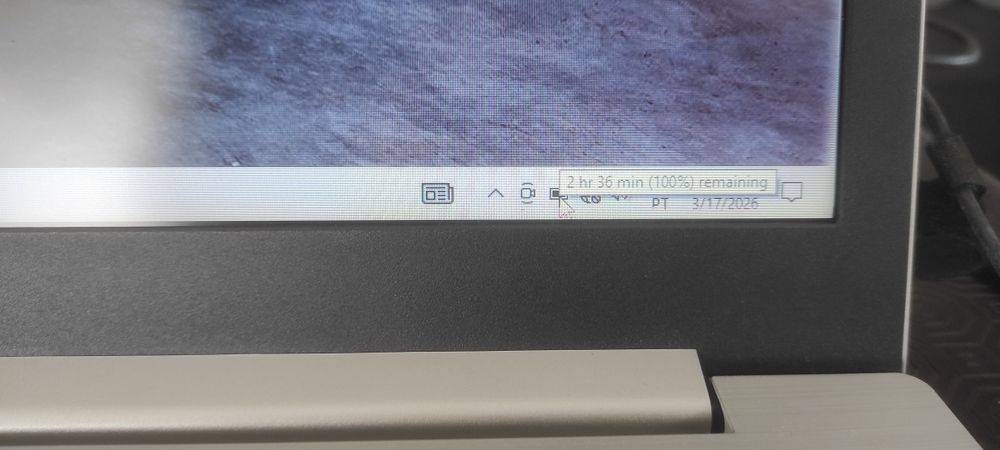 Portátil Lenovo IdeaPad 320