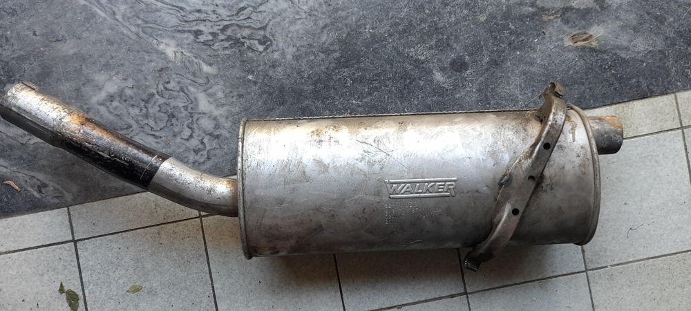 Panela de escape SAAB 900