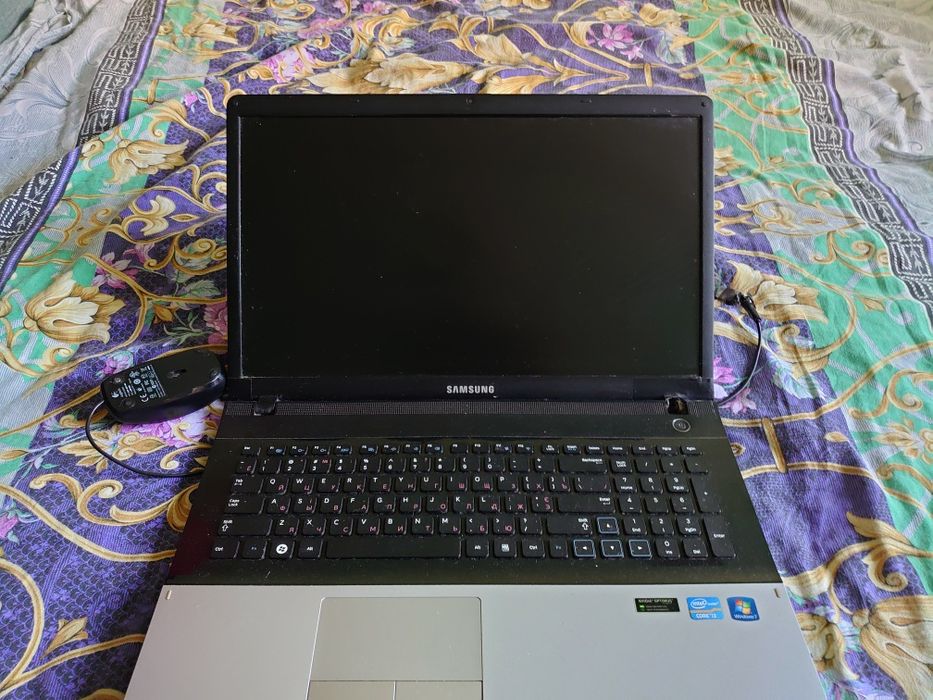 Ноутбук Samsung n300