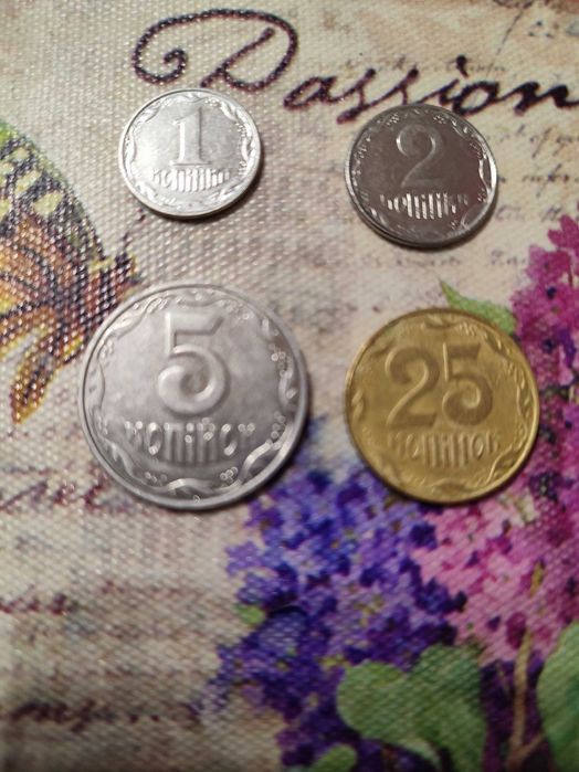Продам монеты 1коп,2коп,5коп,25 коп