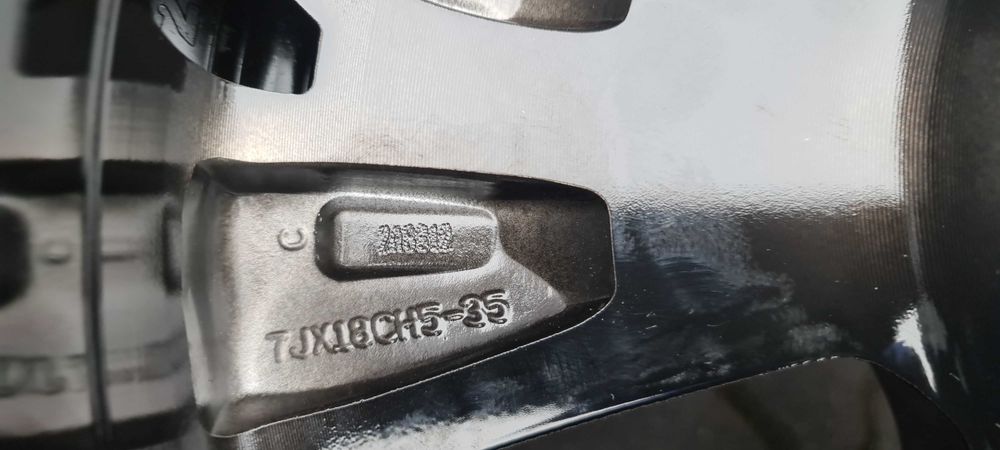 Felgi aluminiowe Renault 18" 5x114,3 7J ET35 Toyota Suzuki Dacia itp.