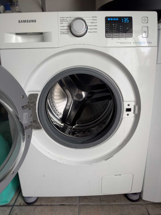Maquina de Lavar Roupa Samsung 8kg (EcoBubble), 1200rpm
