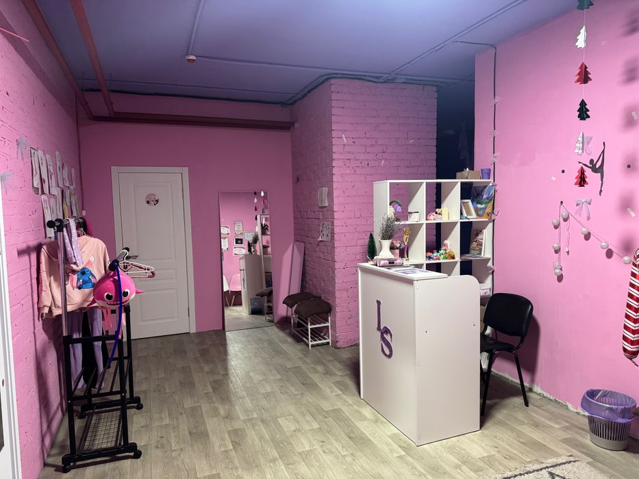 Приміщення 95.5 м.кв. в Крона парк 2