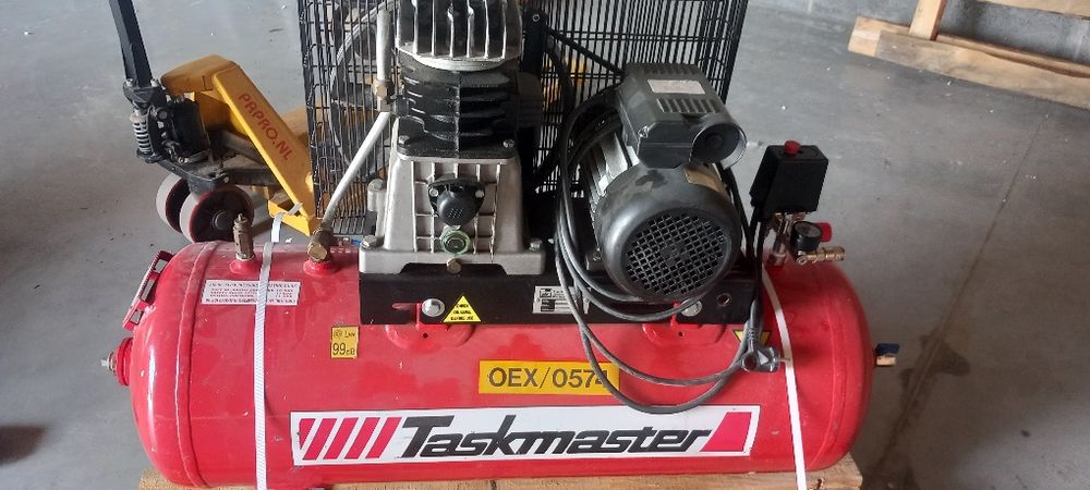 Sprężarka 150Lwelded pressure vessel 87/404 eec