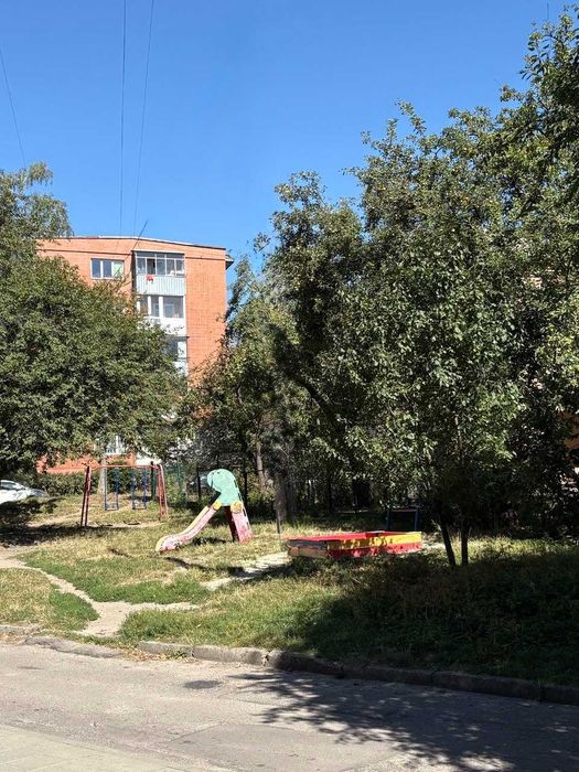 Продаж 4 кім. квартири у спокійному р-ні, вул. Раковського