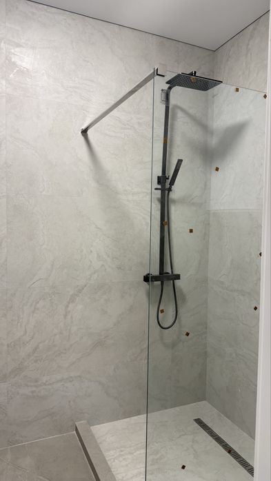 Продаж 2к квартири з ремонтом без мебелі ЖК Сенк є гардероб | Центр