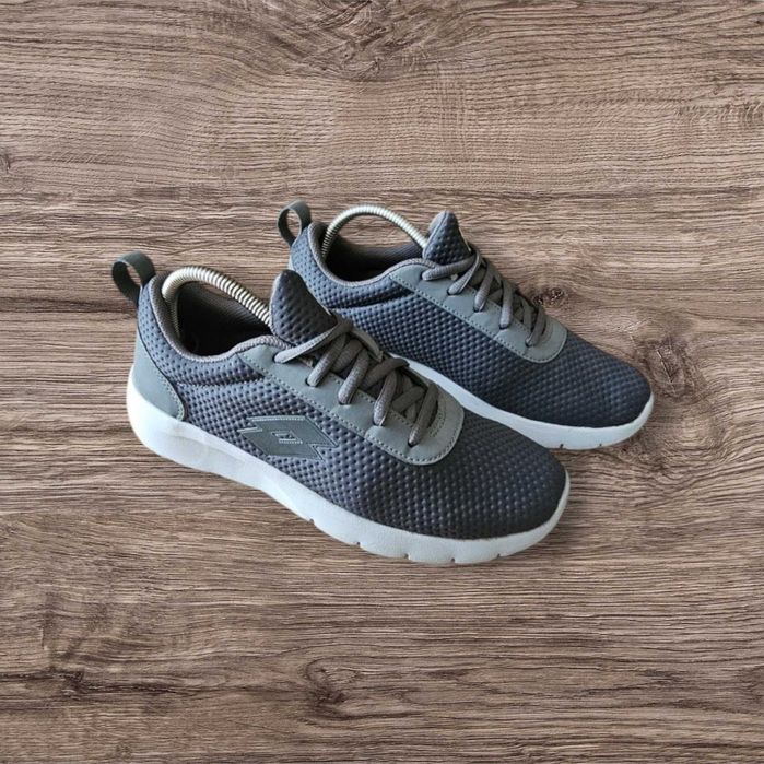 Buty Lotto Megalight II 38,5(25cm)