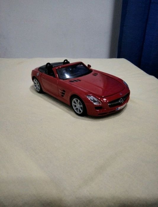 Mercedes-Benz SLS AMG Roadster, Coleção