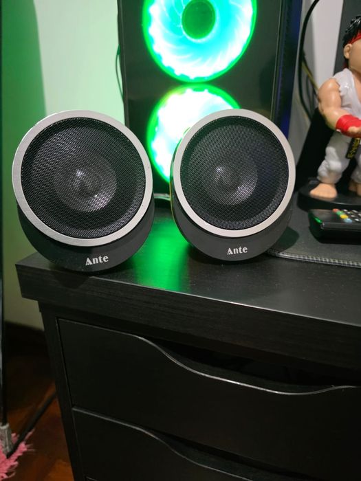 Setup Gaming Completo + Secretária + Monitores + Colunas – Pronto a us