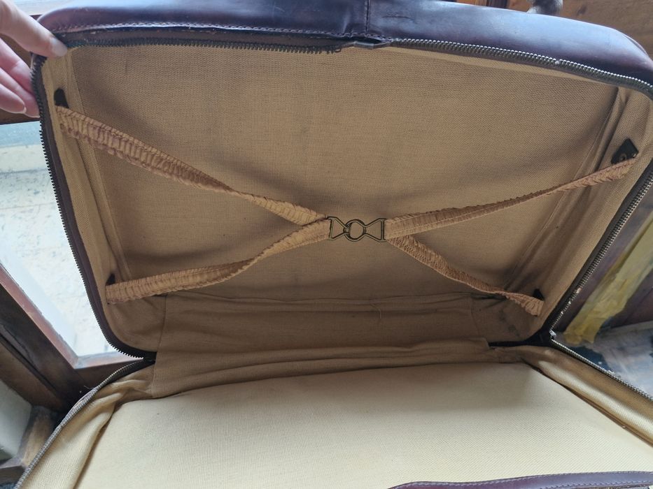 Mala de viagem em pele