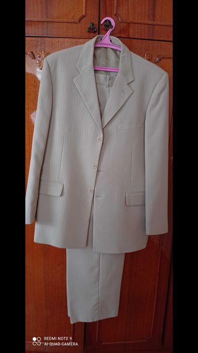 Продам Костюм чоловічий розмір 52 /4