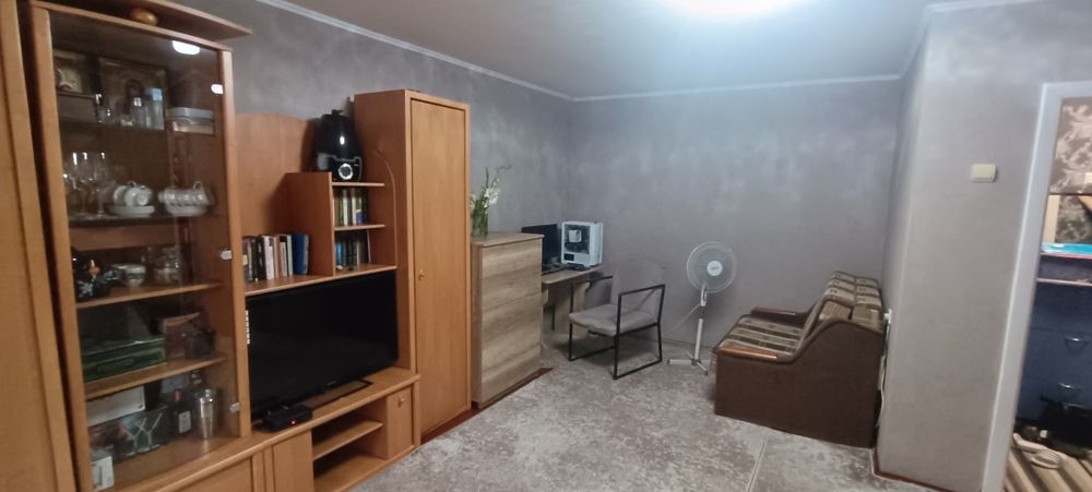 Продаж 1кім.квартири 37м з ремонтом, меблями.