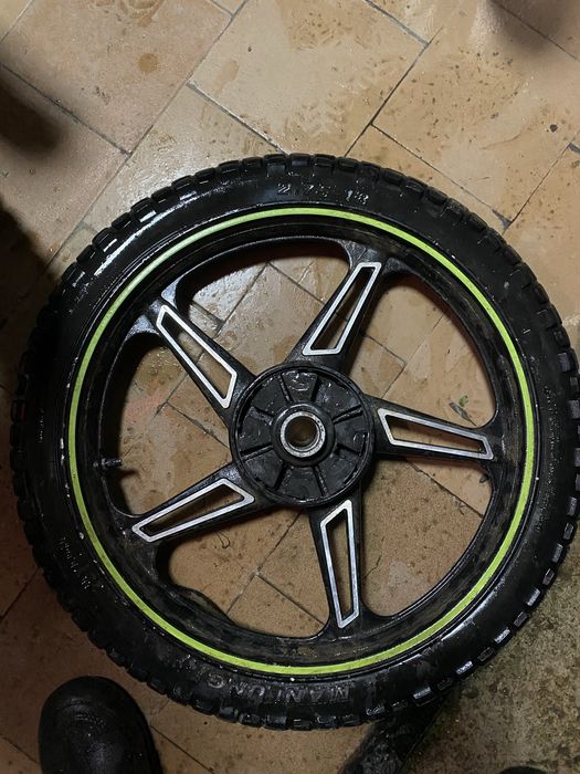 Продам диск на мустанг мт 250-9р