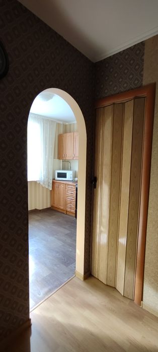 Здам 1 кВ на Грушевського