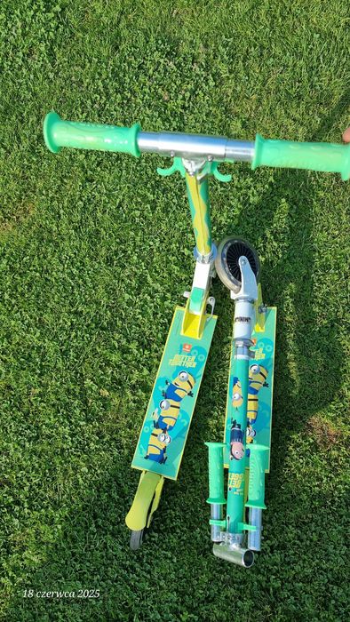 Hulajnoga Minionki składana dwukołowa -cena za  1szt.