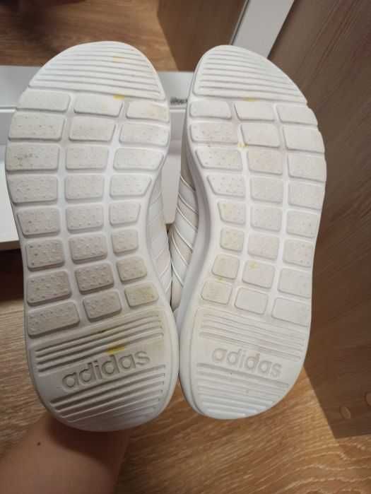 Кросівки Adidas Lite Racer 3.0 GW7955 37 р/6,5 устілка 23,5 білі