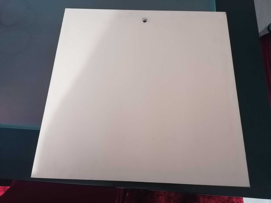 Quadro com pintura belíssima de um barco