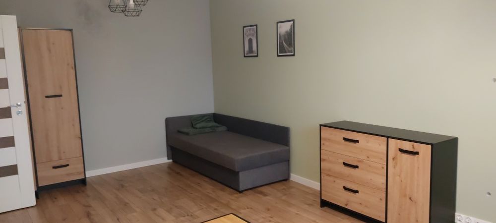 Wynajmę pokój pani.