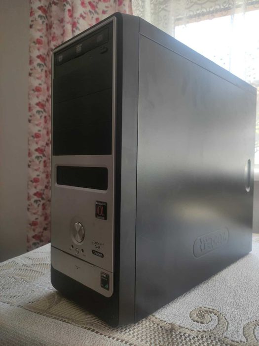 Sprzedam komputer